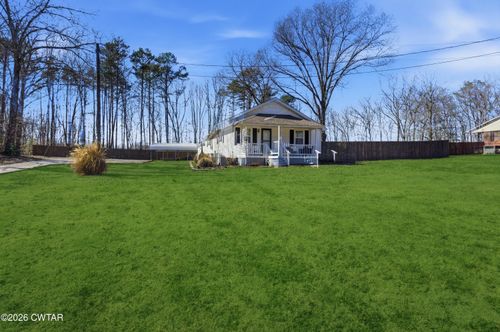 390 Memory Lane, Henderson, TN, 38340 | Card Image