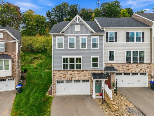 133 Moyer Hill Dr, Cranberry Twp, PA, 16066-2807 | Card Image
