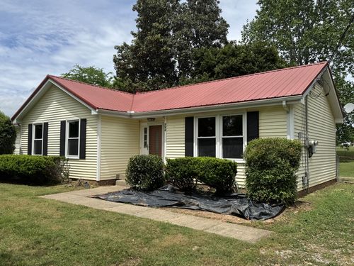354 Grassland Dr, Clarksville, TN, 37043-1705 | Card Image