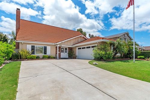 23672 Cavanaugh Rd, Lake Forest, CA, 92630-3907 | Card Image