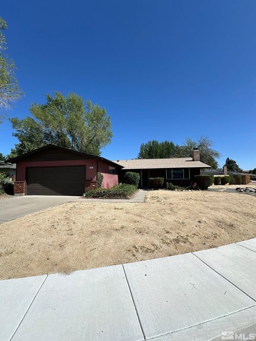 462 Steffanie Way, Sparks, NV, 89431-1216 | Card Image