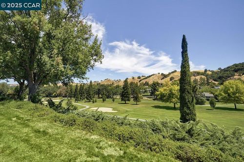 apt-8-3136 Tice Creek Dr, Walnut Creek, CA, 94595-3771 | Card Image