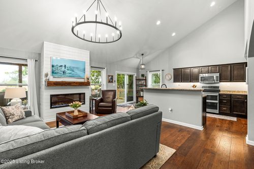 7643 Celebration Way, Crestwood, KY, 40014-6541 | Card Image