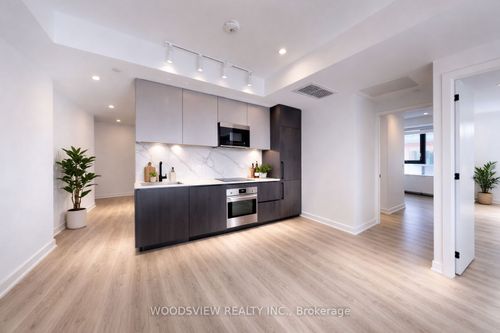 307-699 Sheppard Ave E, Toronto, ON, M2K0J5 | Card Image