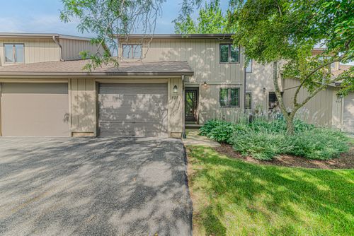 23-928 Stratford Ct, Grayslake, IL, 60030-1311 | Card Image
