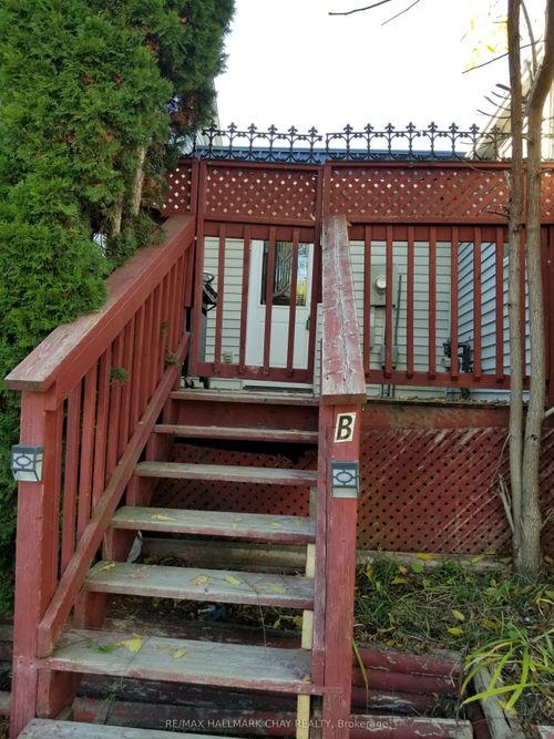 lower-unit-11B Park Cres, Tottenham, ON, L0G1W0 | Card Image