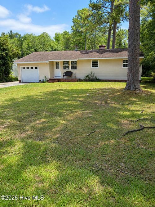 127 Bryan Blvd, Havelock, NC, 28532-2701 | Card Image