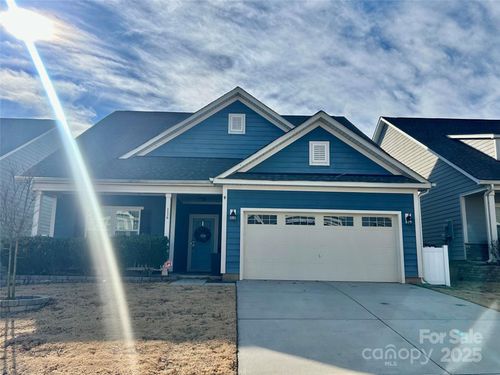 116 Jana Dr, Statesville, NC, 28677-9811 | Card Image