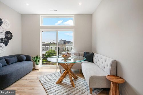 208-1358 Florida Ave Ne, WASHINGTON, DC, 20002-7127 | Card Image