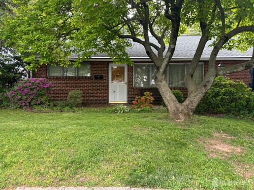 10 Miko Rd, Edison, NJ, 08817-4068 | Card Image