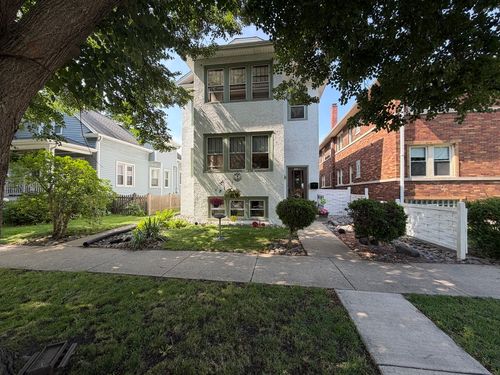 3-9002 Sheridan Ave, Brookfield, IL, 60513-1628 | Card Image