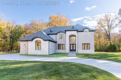 49825 9 Mile Road, Home with 4 bedrooms, 4 bathrooms and null parking in Novi MI | Image 1