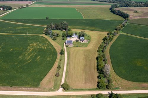 7324 E Lamm Rd, RIDOTT, IL, 61067-9618 | Card Image