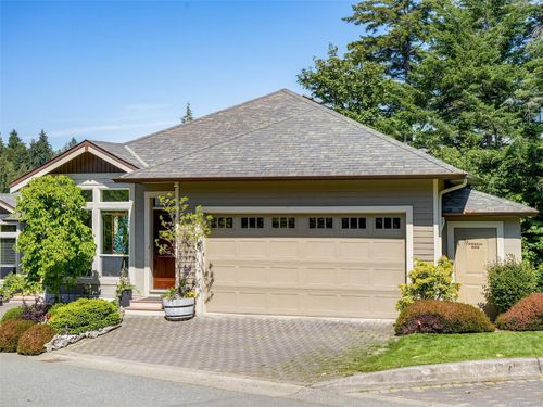 18-551 Bezanton Way, Colwood, BC, V9C0C5 | Card Image