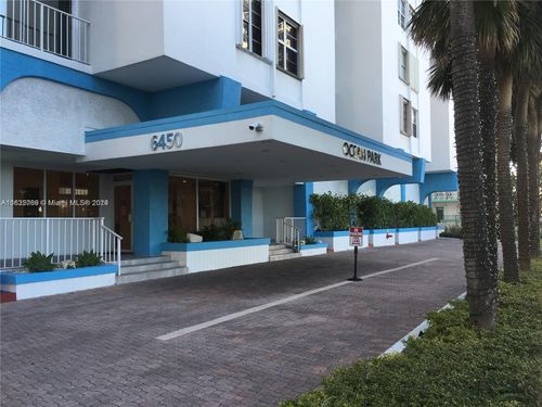 205-6450 Collins Ave, Miami Beach, FL, 33141 | Card Image