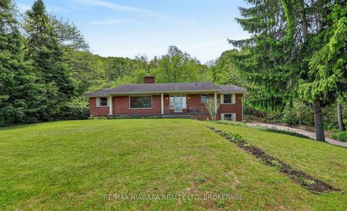 12 Sheppard Cres, Niagara on the Lake, ON, L0S1J0 | Card Image