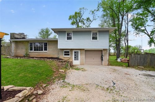 800 W Fairway Ln, Bloomington, IN, 47403-4323 | Card Image