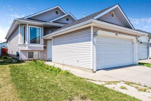 318 Applewood Dr Se, Calgary, AB, T2A7V5 | Card Image