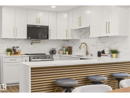 18312 91 Ave Nw, Edmonton, AB, T5T1N9 | Card Image