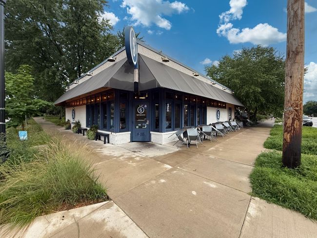 Lots of extra storage | Image 34