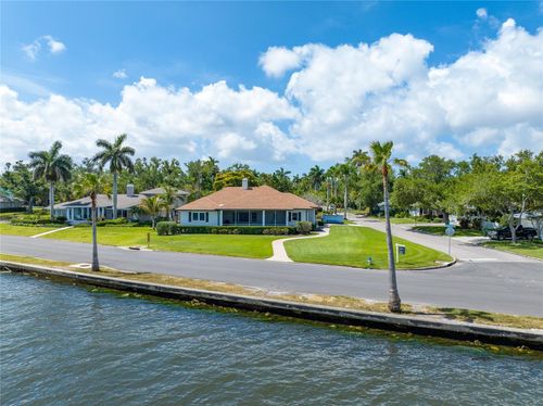2305 Riverview Blvd, Bradenton, FL, 34205-4309 | Card Image