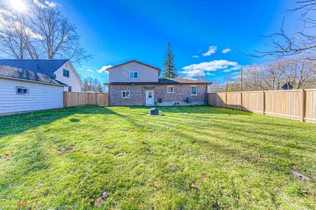 6998 St Patrick St, House other with 3 bedrooms, 2 bathrooms and 4 parking in Dublin ON | Image 33