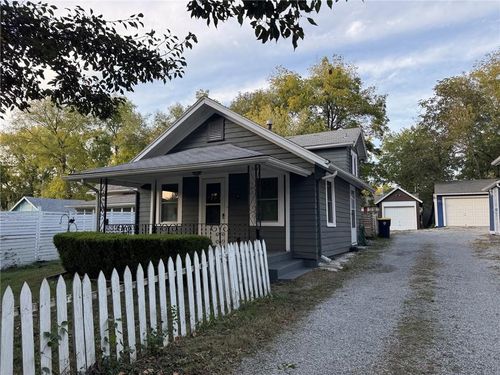 14 W 78th St, Kansas City, MO, 64114-1823 | Card Image