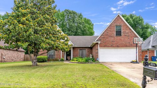 8574 Bell Brook Drive, Olive Branch, MS, 38654 | Card Image