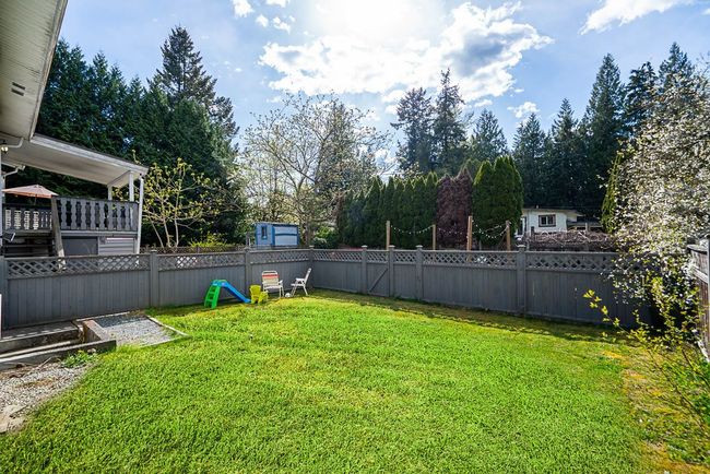 7987 Osprey Street, House other with 5 bedrooms, 2 bathrooms and 1 parking in Mission BC | Image 18