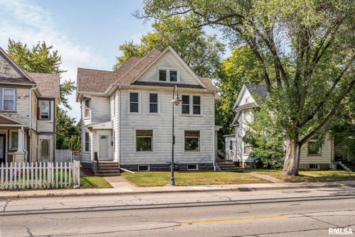 1020-1018-1020 17th St, Rock Island, IL, 61201-2727 | Card Image