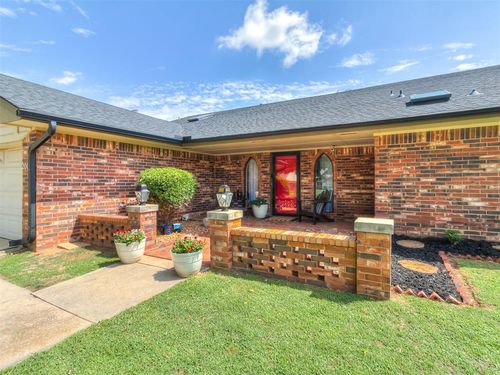 2008 Lankestar Place, Yukon, OK, 73099 | Card Image