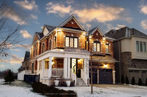 34 Huggins Dr, Whitby, ON, L1P0N4 | Card Image