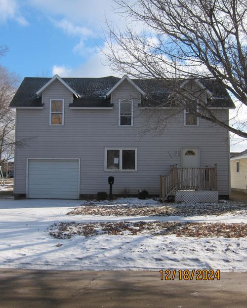 406 2nd St Nw, Wadena, MN, 56482-1240 | Card Image