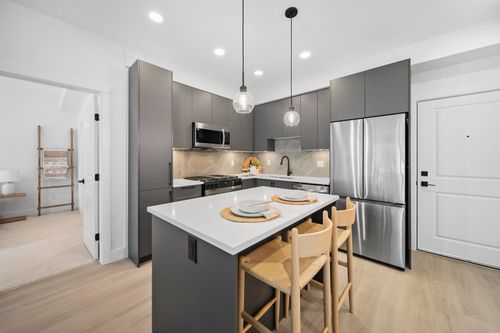 112-3438 146a St, Surrey, BC, V4P0H6 | Card Image