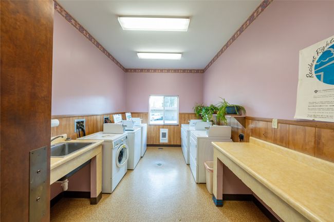 Coin Operated Laundry Room | Image 12