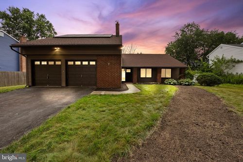 7 Concord Rd, MARLTON, NJ, 08053-1903 | Card Image