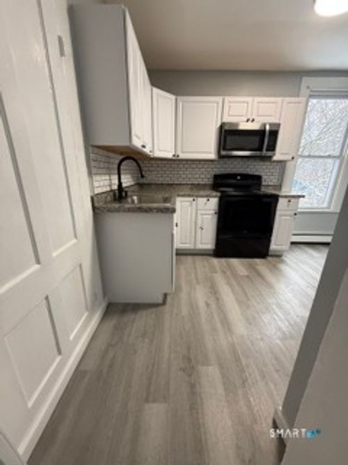 2-19 Camp St, Meriden, CT, 06451-3217 | Card Image