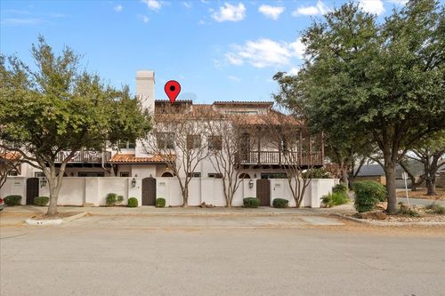 271 Casa Blanca Avenue, Fort Worth, TX, 76107 | Card Image