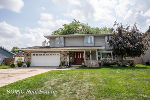 3028 Melrose Dr, Bay City, MI, 48706-2312 | Card Image