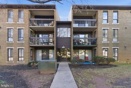 apt-204-561 Florida Ave, HERNDON, VA, 20170-4935 | Card Image