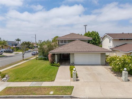 9217 Christopher St, Cypress, CA, 90630 | Card Image