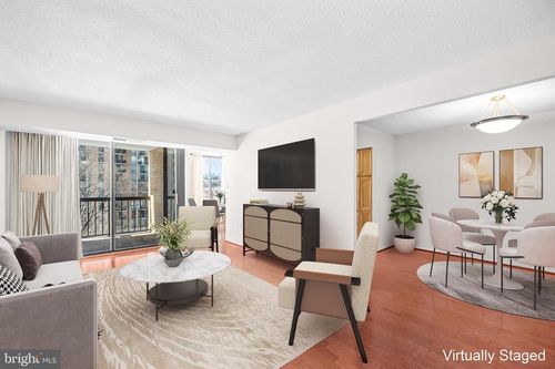 apt-505-4500 S Four Mile Run Dr, ARLINGTON, VA, 22204-3536 | Card Image