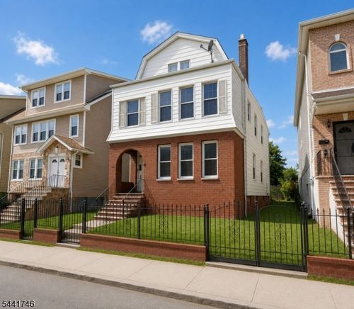 133 Isabella Ave, Newark, NJ, 07106-2028 | Card Image