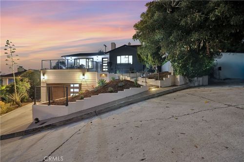 3412 Poe St, San Diego, CA, 92106-1805 | Card Image