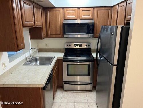 403-1810 E Blacklidge Drive, Tucson, AZ, 85719 | Card Image