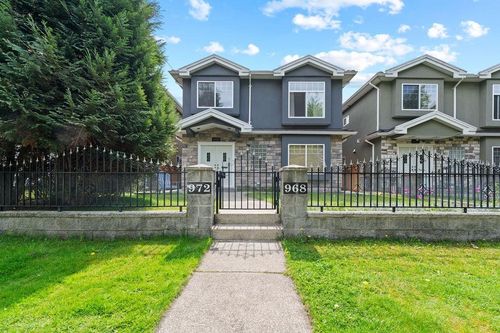 968 E 31st Ave, Vancouver, BC, V5V2X4 | Card Image