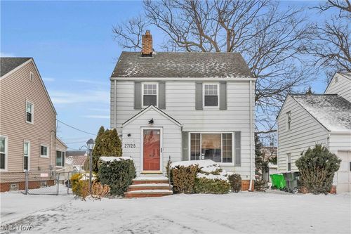 27125 Mallard Ave, Euclid, OH, 44132-1518 | Card Image