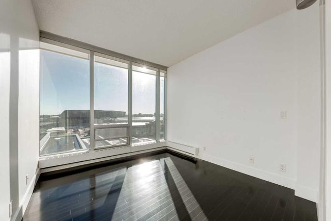 803 - 433 11 Ave Se, Condo with 2 bedrooms, 2 bathrooms and 2 parking in Calgary AB | Image 25