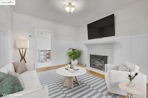 2406 10th St, Berkeley, CA, 94710-2506 | Card Image