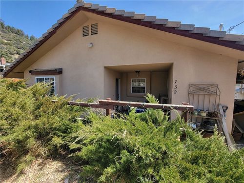 732 San Miguel Trl, Frazier Park, CA, 93225-8128 | Card Image